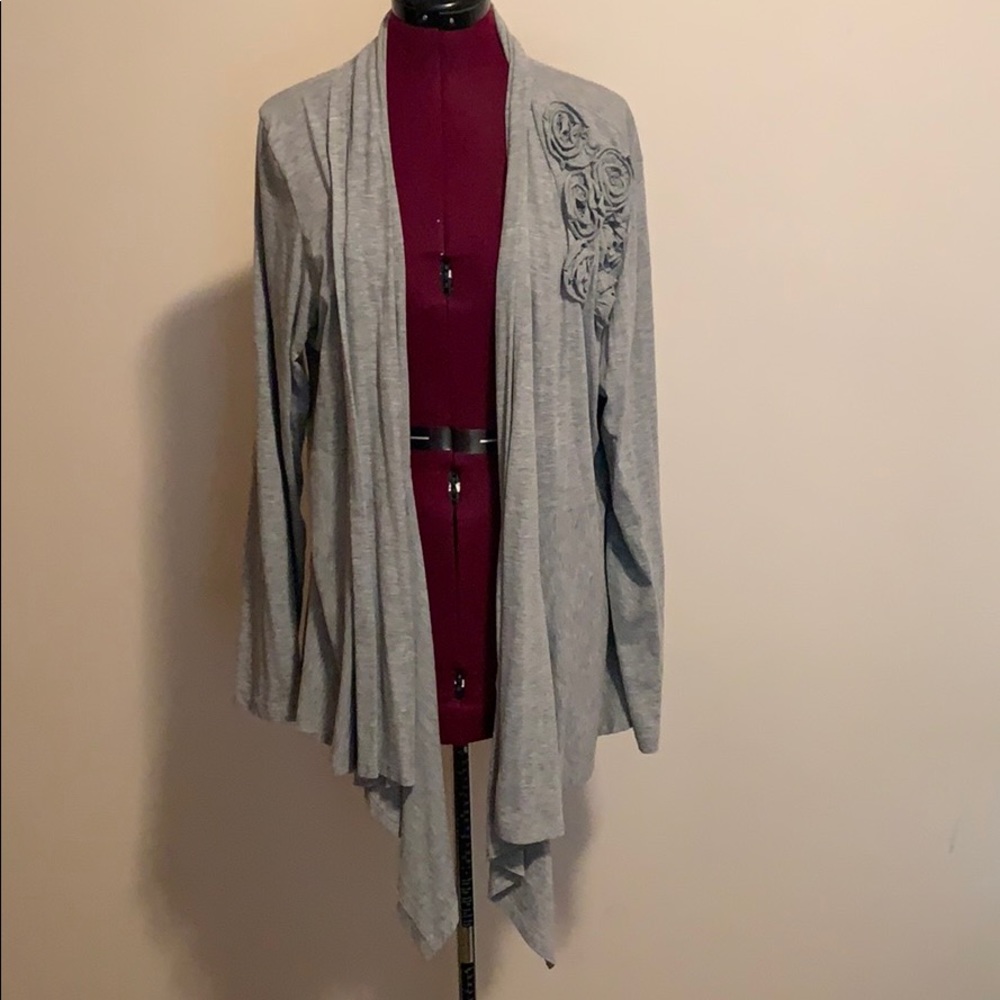 Elliot Lauren Gray Floral Sweater